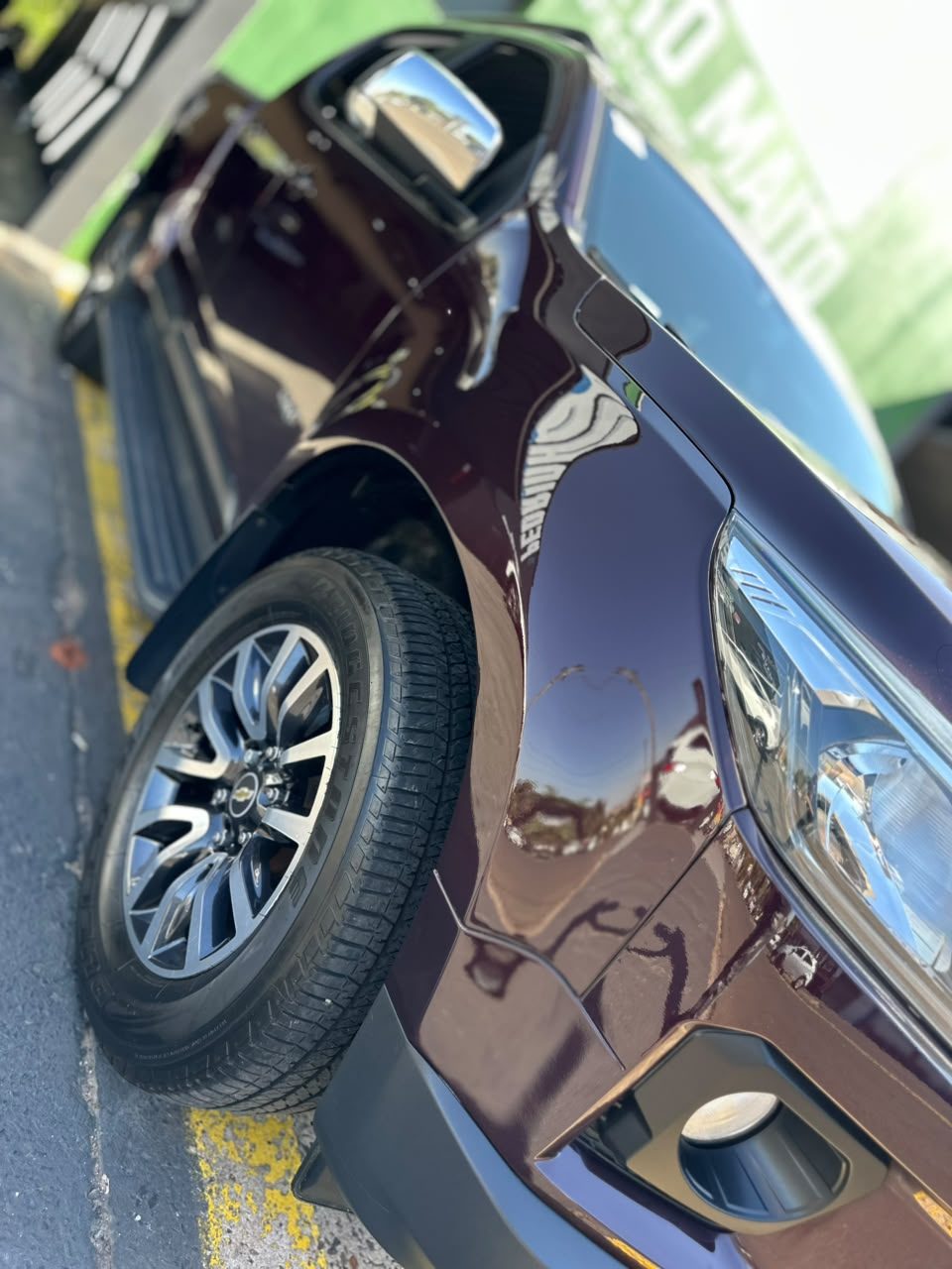 Chevrolet S10 vinho, detalhe da frente